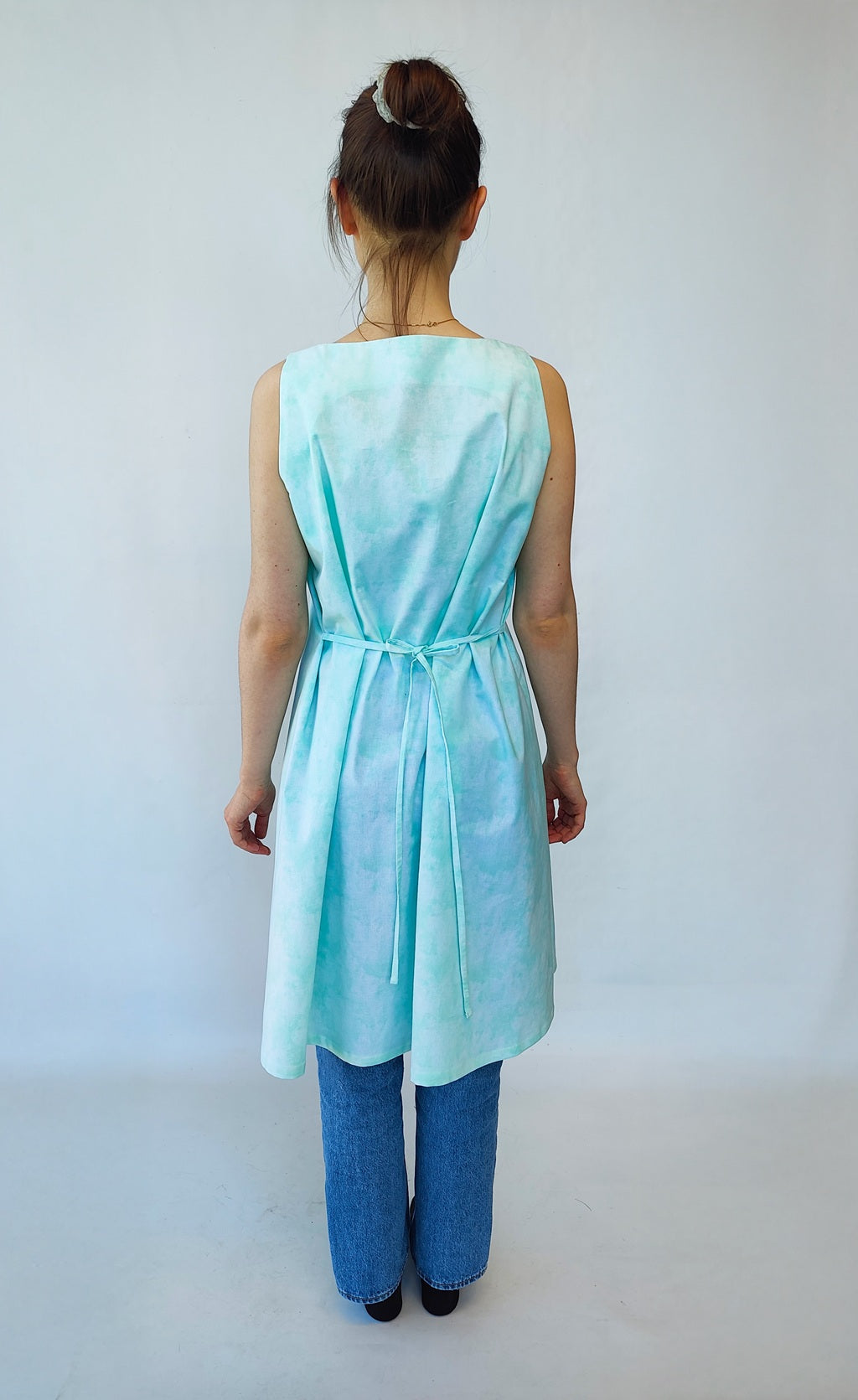 Säädettävä puuvillamekko